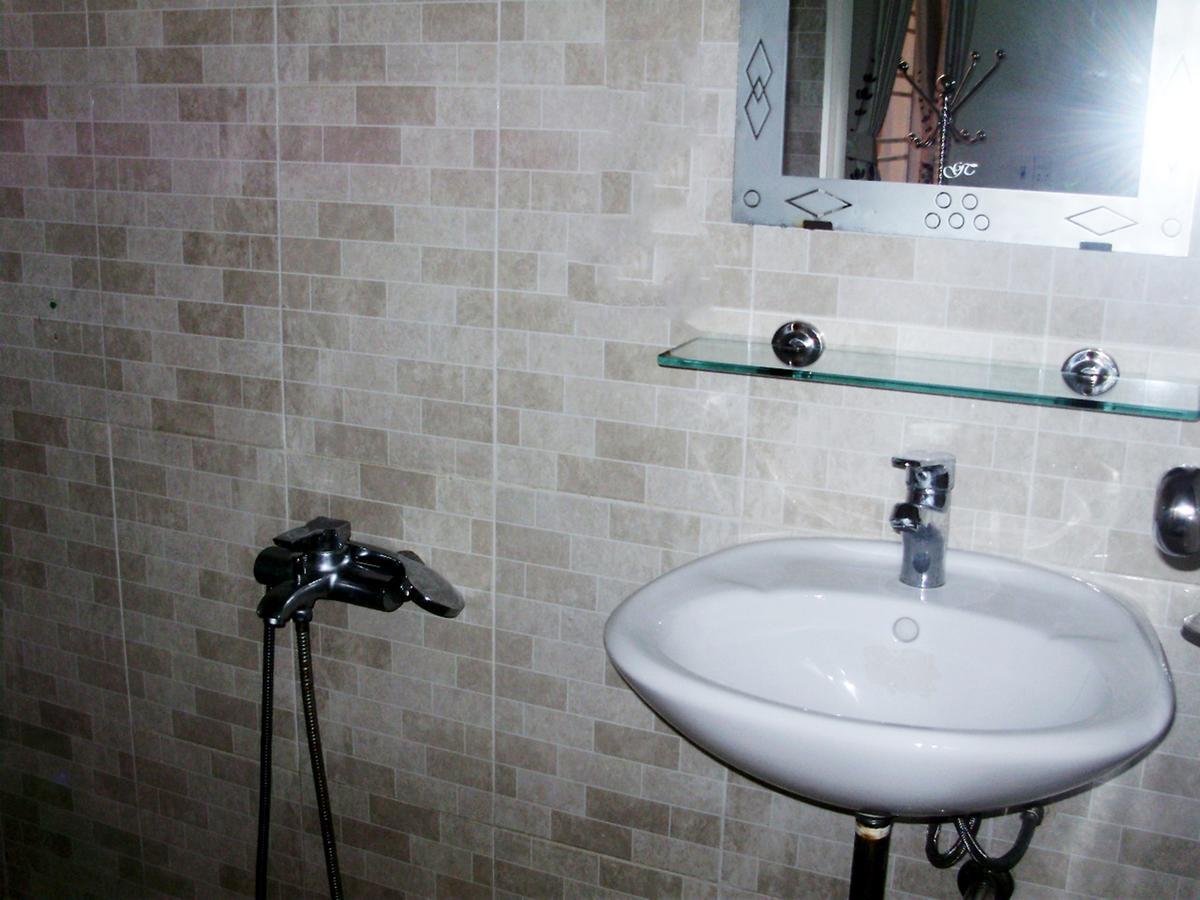 Cosy House Homestay ฮอยอัน ภายนอก รูปภาพ